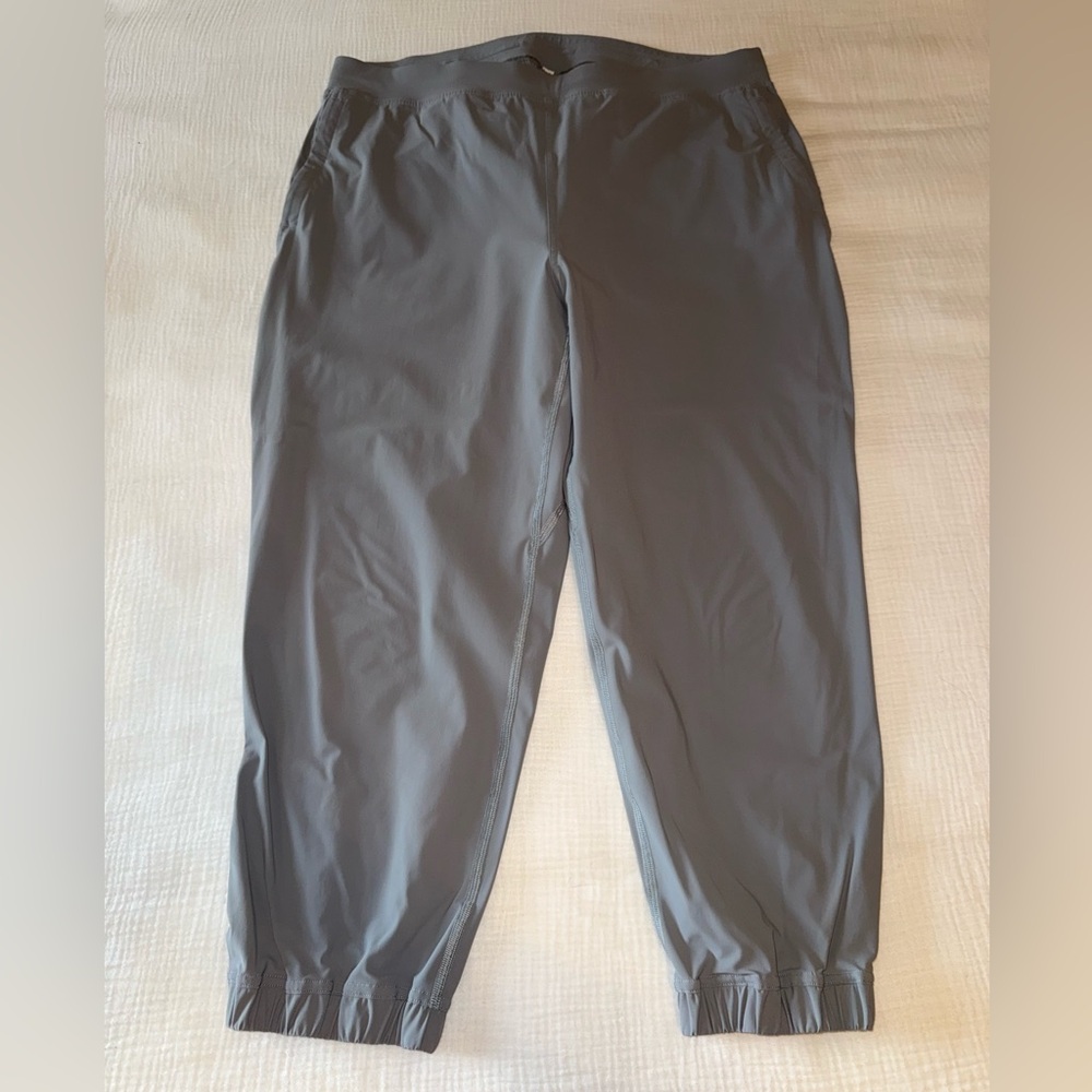 Lululemon Adapted State High-Rise Jogger Crop - Rhino Grey EUC